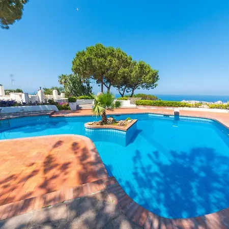 La Gardenia Villa *